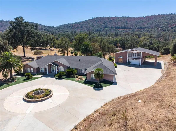 49344 Deerview Ln, Oakhurst, CA 93644