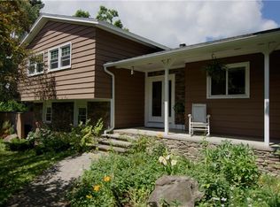 2039 Hoffman Ln, Cazenovia, NY 13035