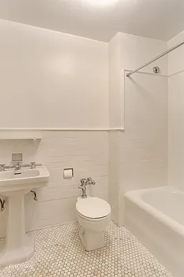 Rented by Corcoran | media 6