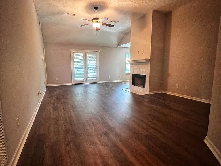 126 King Cotton Ln — Photo 5