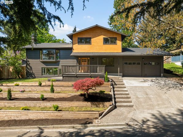 17349 Banyan Ln, Lake Oswego, OR 97034