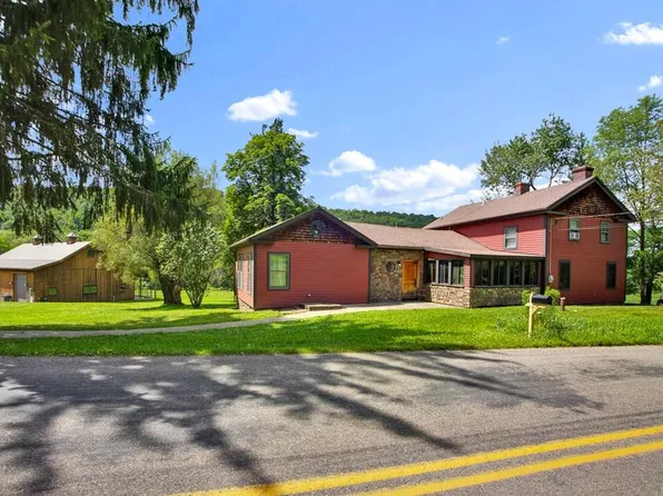 431 Round Top Rd, Wellsboro, PA 16901