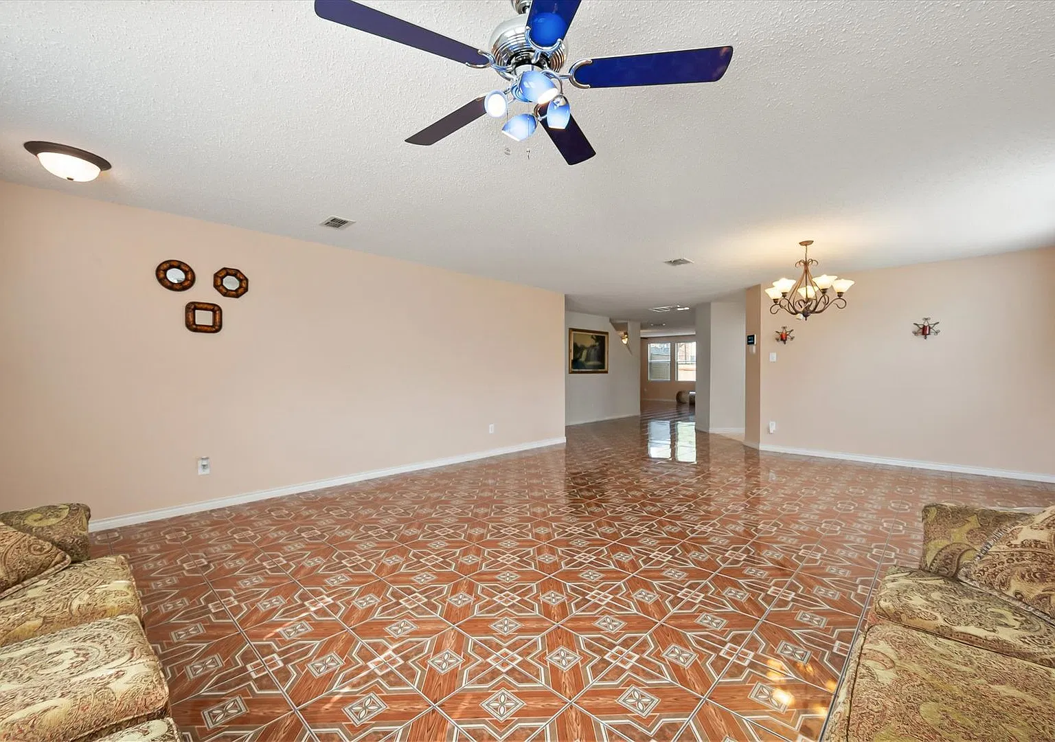 Welcome to 511 Travis Ranch Trail in Arlington! — Photo 4