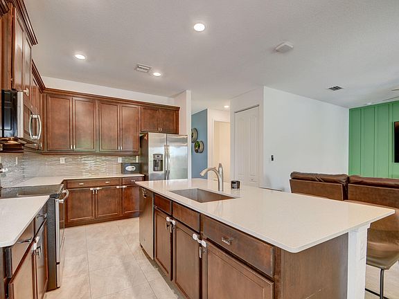 4th image of 3219 Klays Court
