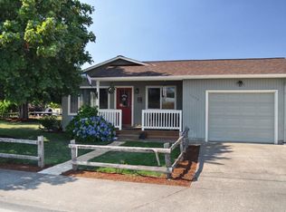 1343 S 10th Ave, Cornelius, OR 97113