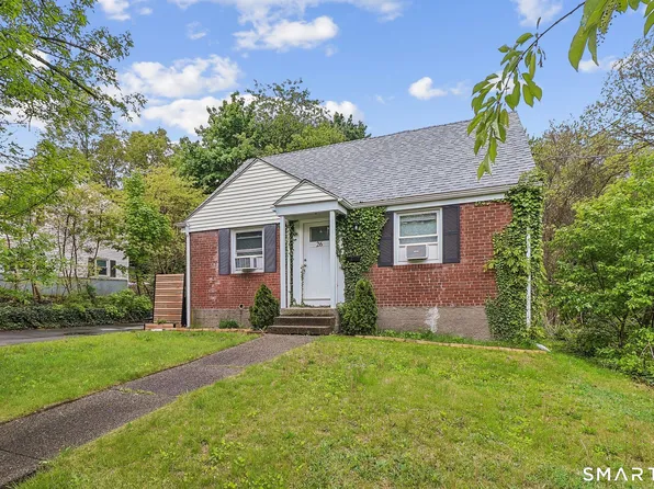 26 Farnsworth Street, Hamden, CT 06517