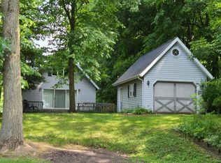 46025 County Road 352, Decatur, MI 49045