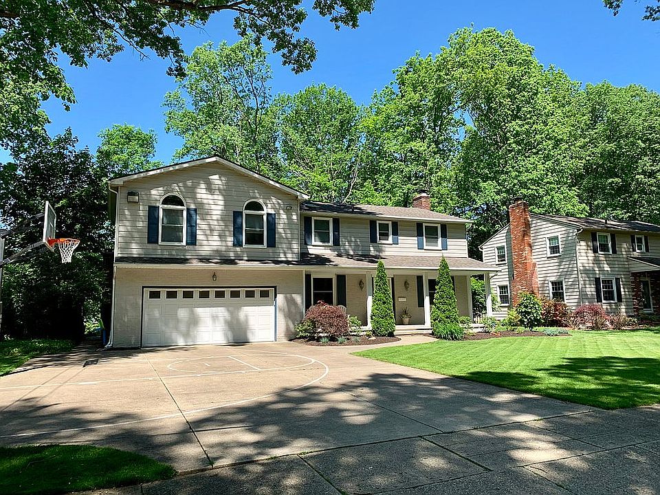 2nd image of 3596 Oak Rd