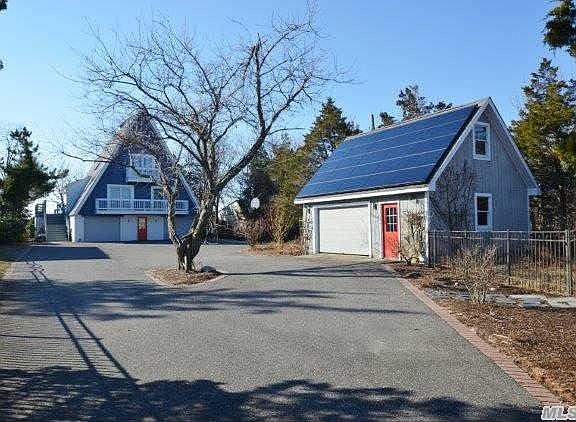 2nd image of 121 Asharoken Ave