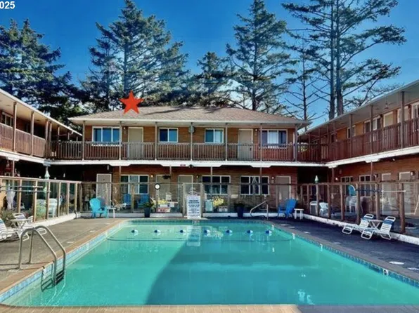 2233 Beach Dr #40, Seaside, OR 97138