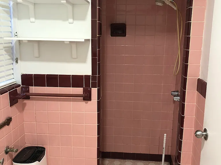 215 W Lake Dr NW #2 — Photo 6