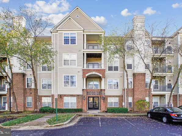 3021 Nicosh Cir Unit 1101, Falls Church, VA 22042