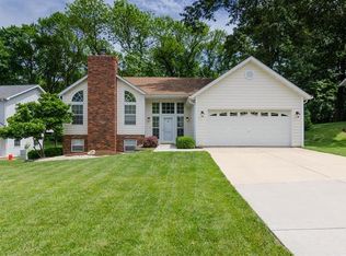 836 E Lake Dr, Edwardsville, IL 62025