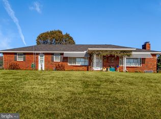 7069 Pigeon Hill Rd, Spring Grove, PA 17362