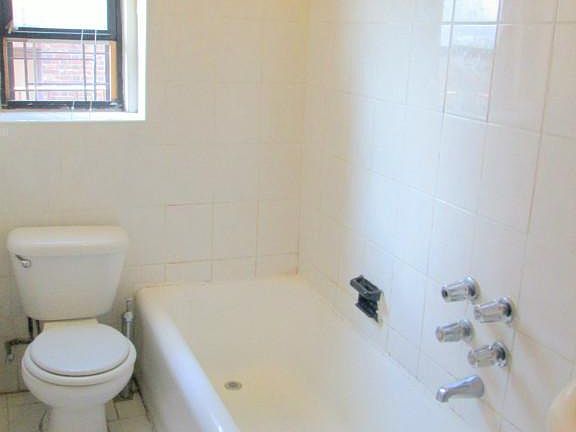 5th image of 770 Saint Marks Ave APT 2I