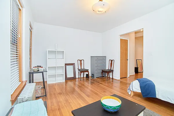 Rented by Halstead Real Estate | media 14