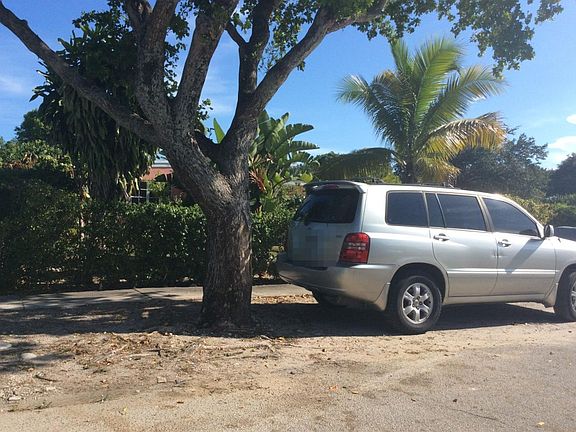 3rd image of 150 NW 120th Ter