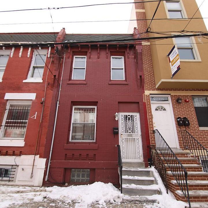 1st image of 1530 W Fontain St