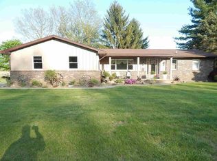 16761 Dixon Rd, Petersburg, MI 49270