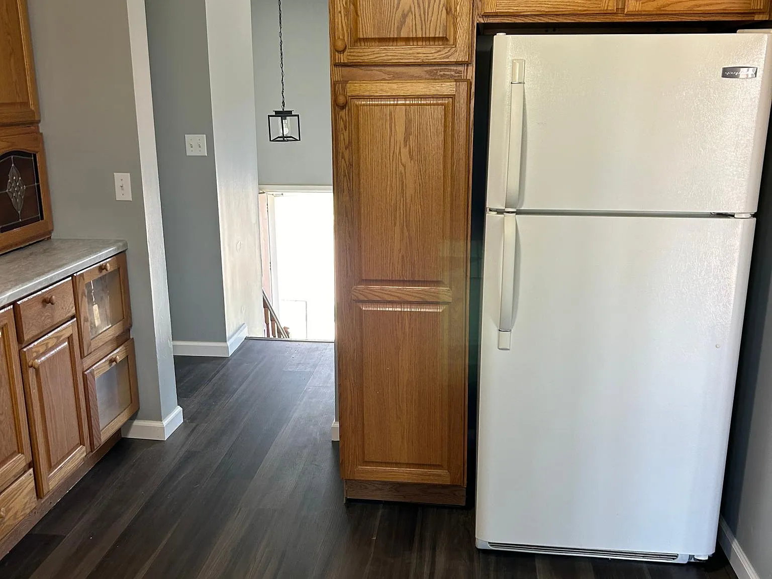 3 bed, 2.5 bath, 1687 sqft, $1,950 — Photo 3
