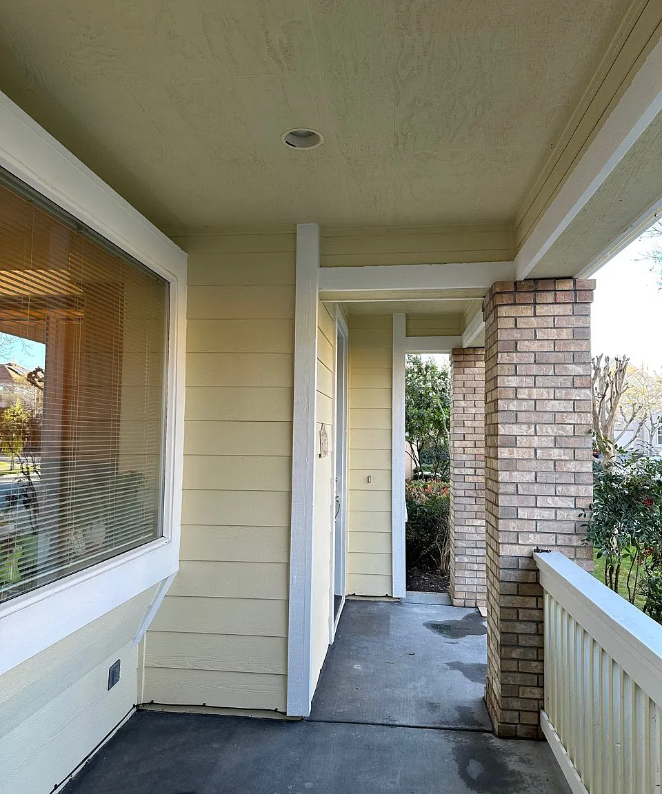 3 bed, 2.5 bath, 2100 sqft, $4,400 — Photo 4