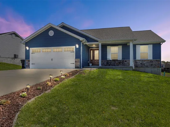 22 Cayden Roger Dr, Winfield, MO 63389