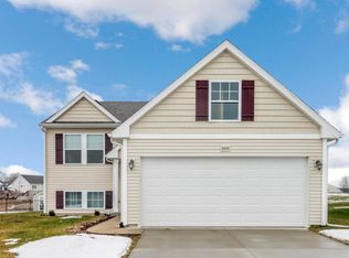 3355 Southbury Dr SE, Kentwood, MI 49512