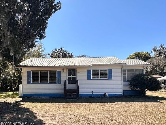 2nd image of 221 PERRY Street