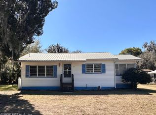 221 PERRY Street, Pomona Park, FL 32181
