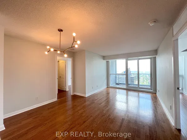 4978 Yonge St, Toronto, ON