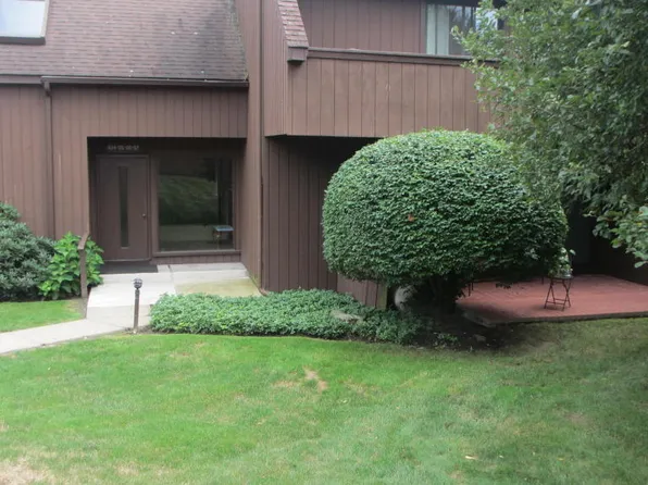 407 Orchard W, Dallas, PA 18612