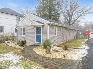 331 Sunnyside Ter, Bridgewater, NJ 08807