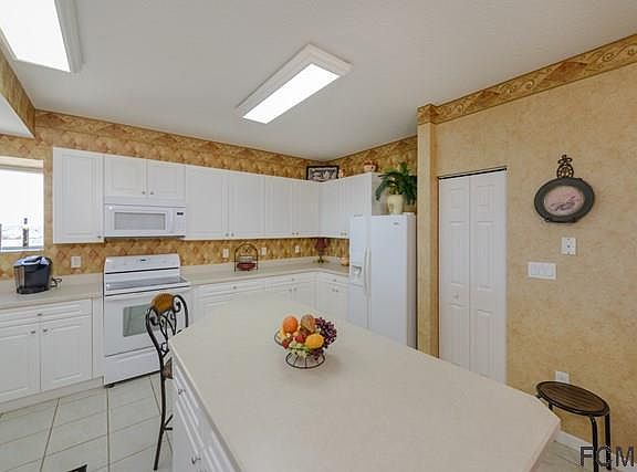 2nd image of 80 Surfview Dr APT 424