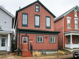 523 Rhomberg Ave APT 2, Dubuque, IA 52001