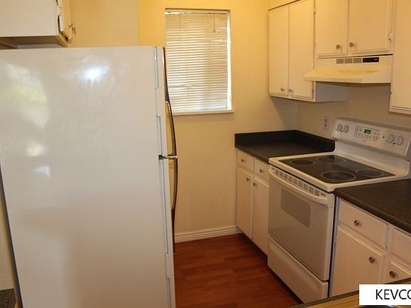 4th image of 1705 Heatheridge Rd Unit N104