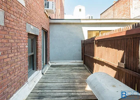 Rented by Brooklyn Bridge | media 15