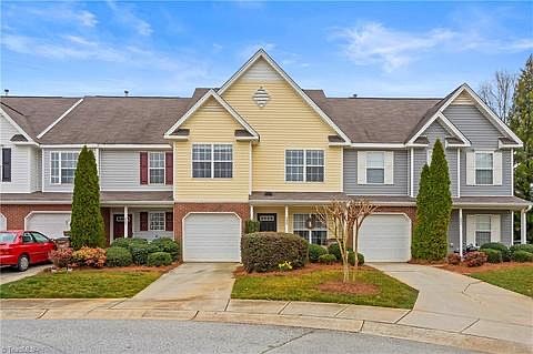 1st image of 225 Blue Robin Way
