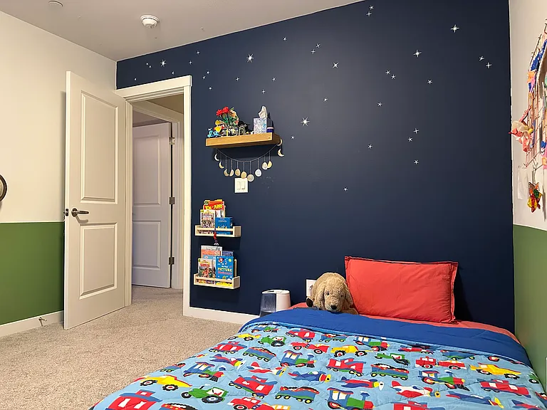 Kid's room