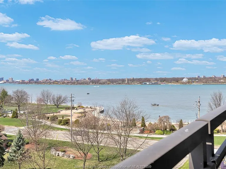 5125 Riverside Dr E #604 — Photo 24