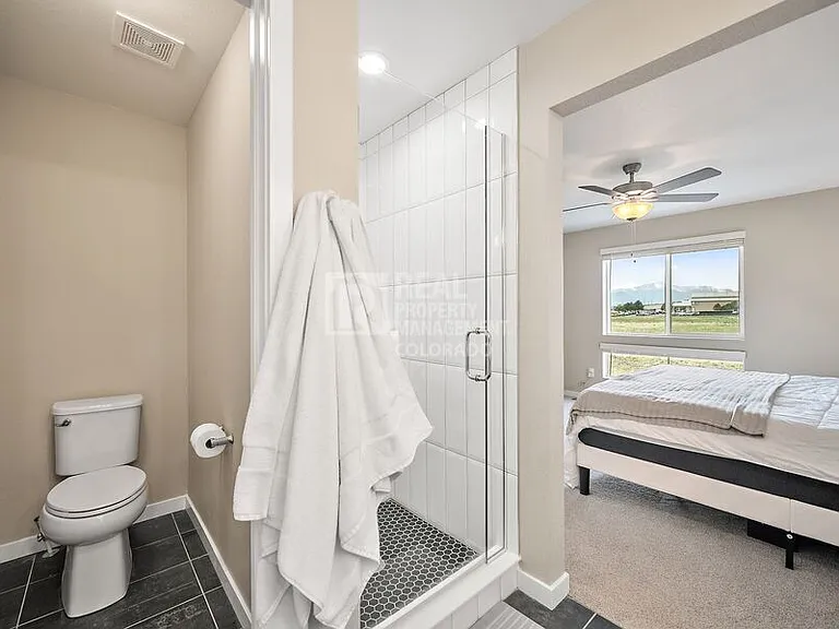2402 Pony Club Ln — Photo 15