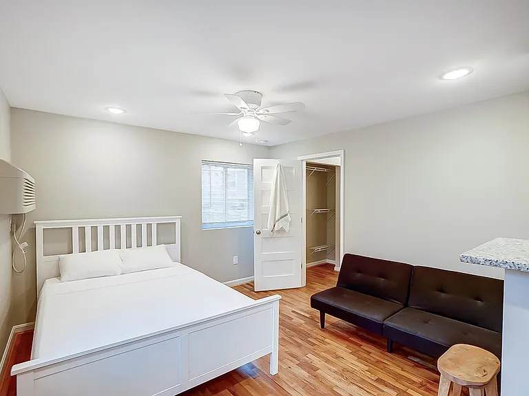 2341 Burnet Ave #2 — Photo 7