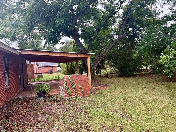 5th image of 327 Milton Rd