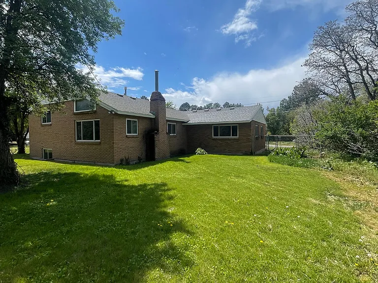 2225 E Fardown Ave — Photo 14