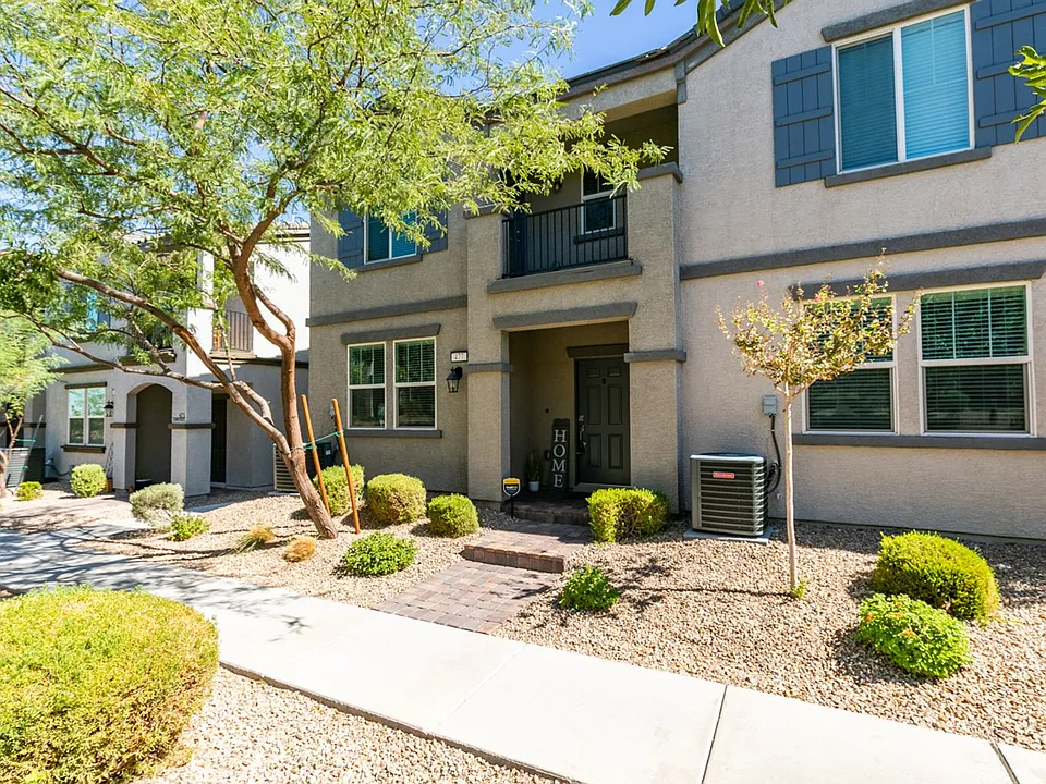 477 Ylang Pl