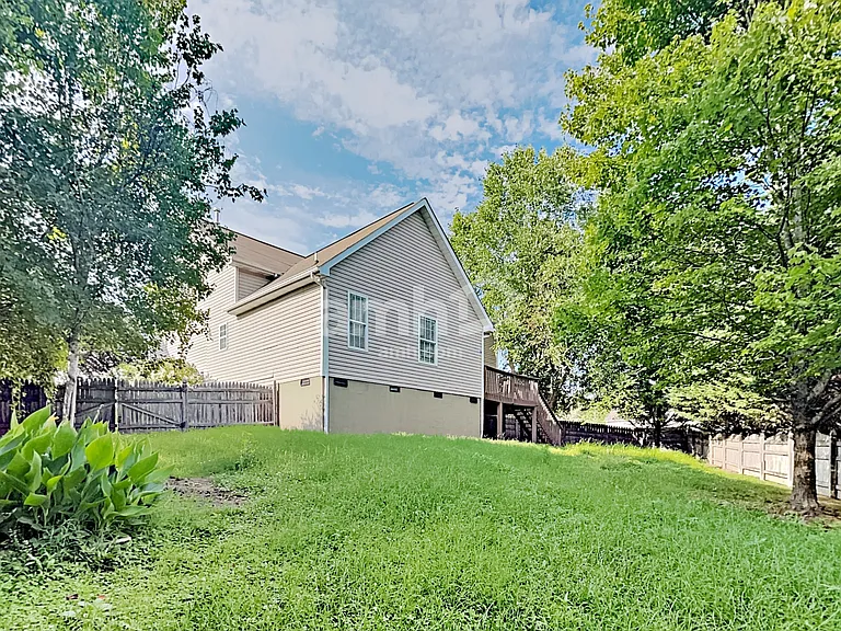 3201 Gaslight Ln — Photo 20