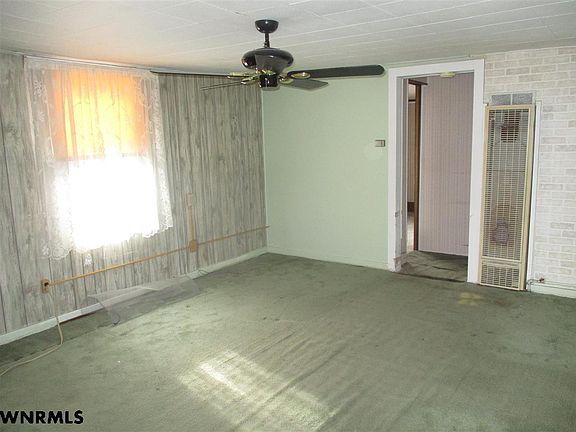 3rd image of 1718 Avenue F
