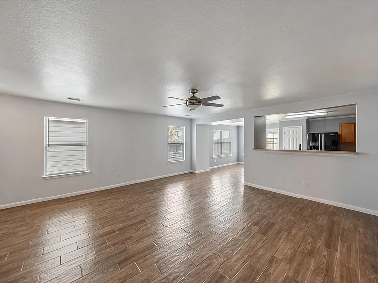 16322 Cole Bridge Ln — Photo 12