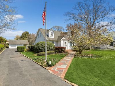 1440 Roanoke Avenue, Riverhead, NY, 11901