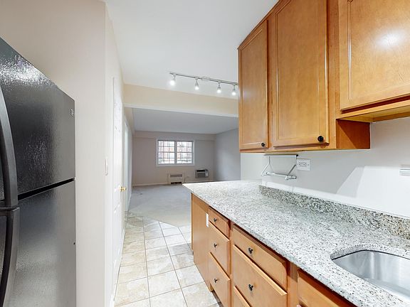 4th image of 4402 N Pershing Dr APT 1