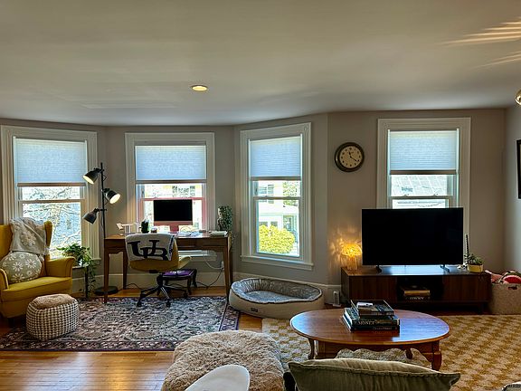 4th image of 62 Rackleff St #2